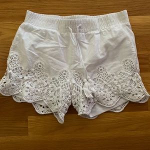 kids white shorts